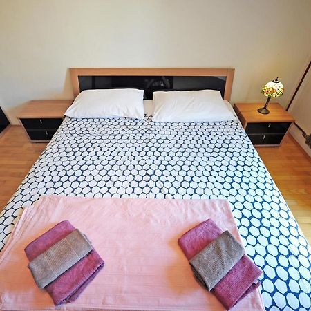 Beach Apartment Bacvice Split Bagian luar foto